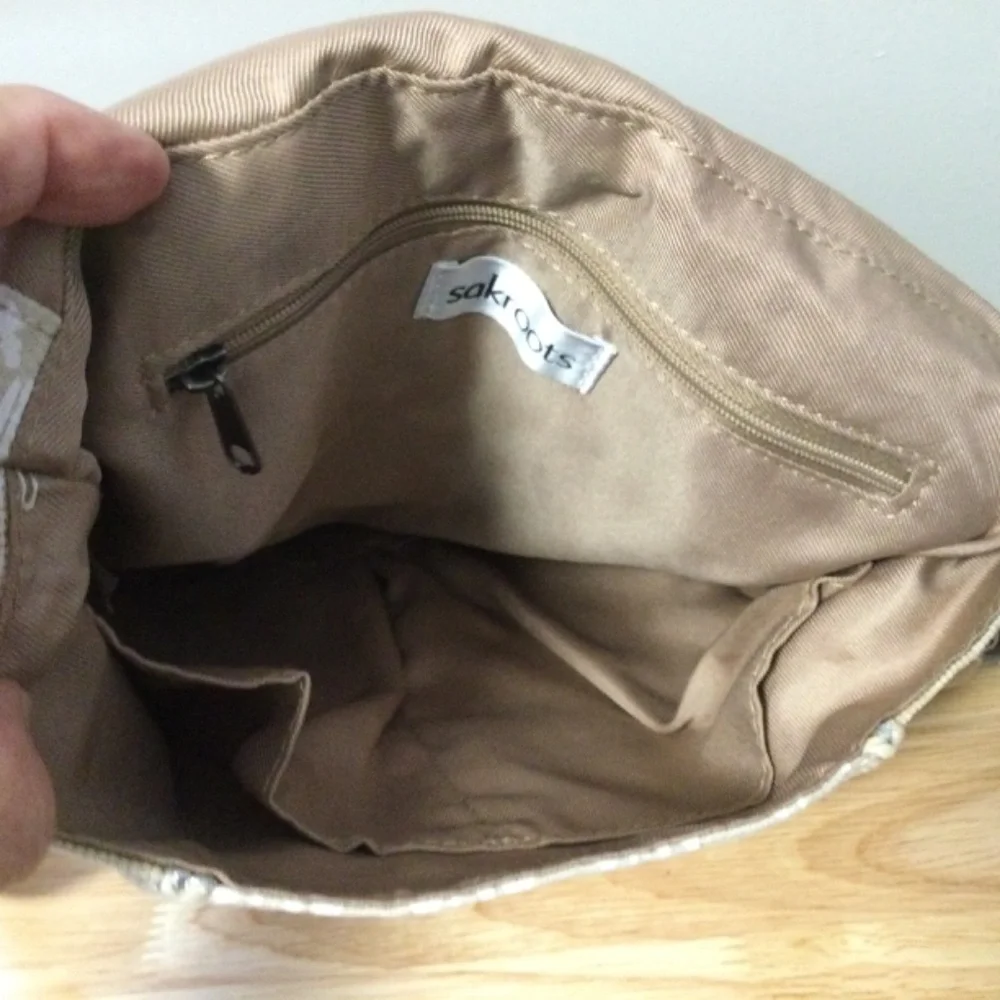 Sakroots Artist Circle Sand-Colored Canvas Crossbody Bag, NWT - Picture 5 of 7